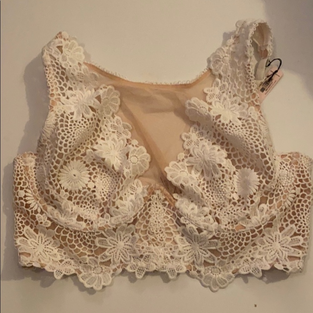 Victoria’s Secret unlined bra and panty set